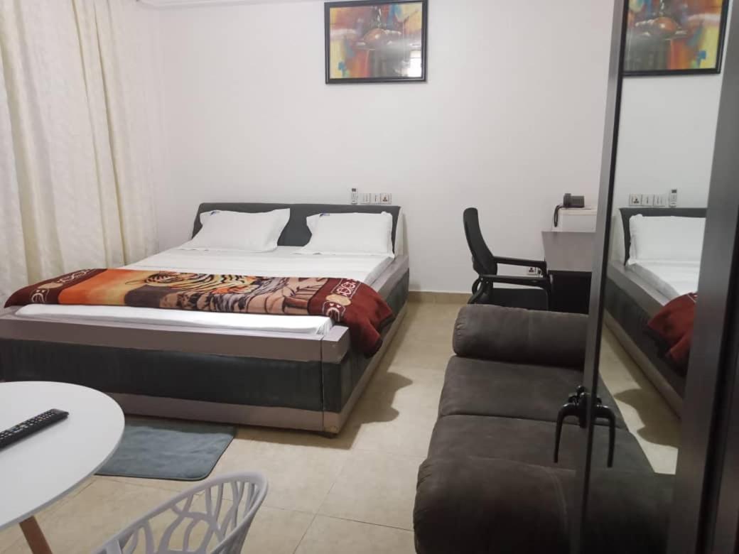 Meka Hotel Kara Extérieur photo