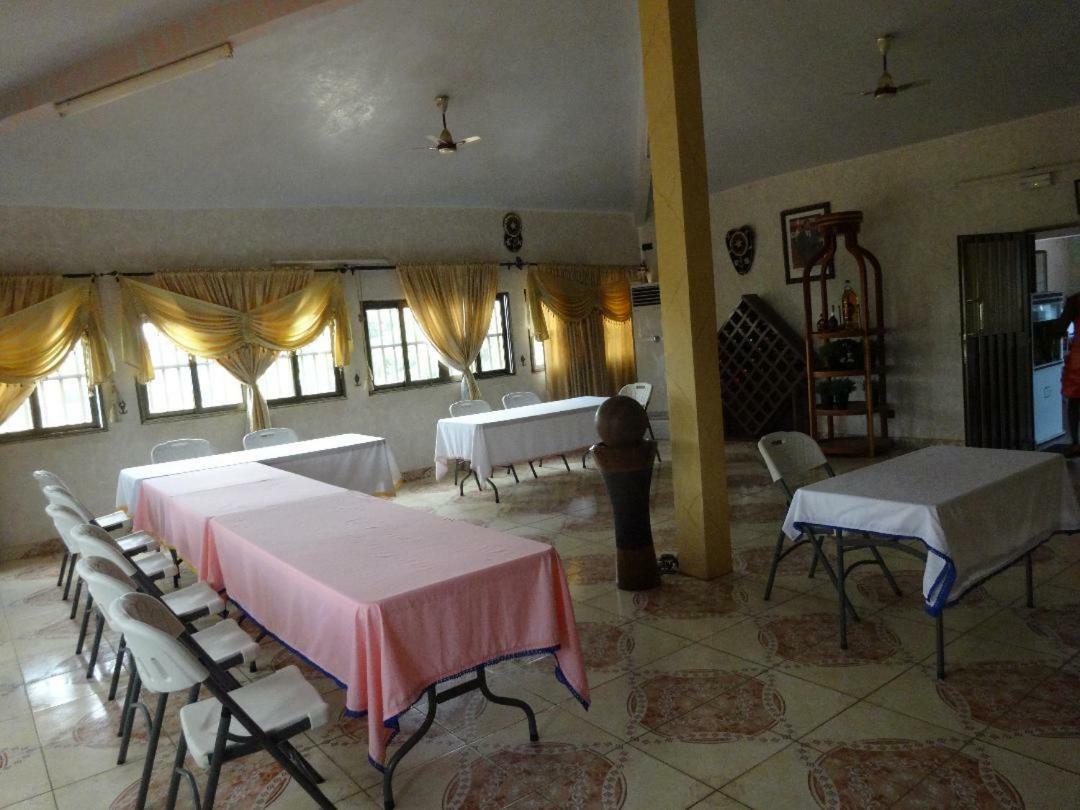 Meka Hotel Kara Extérieur photo